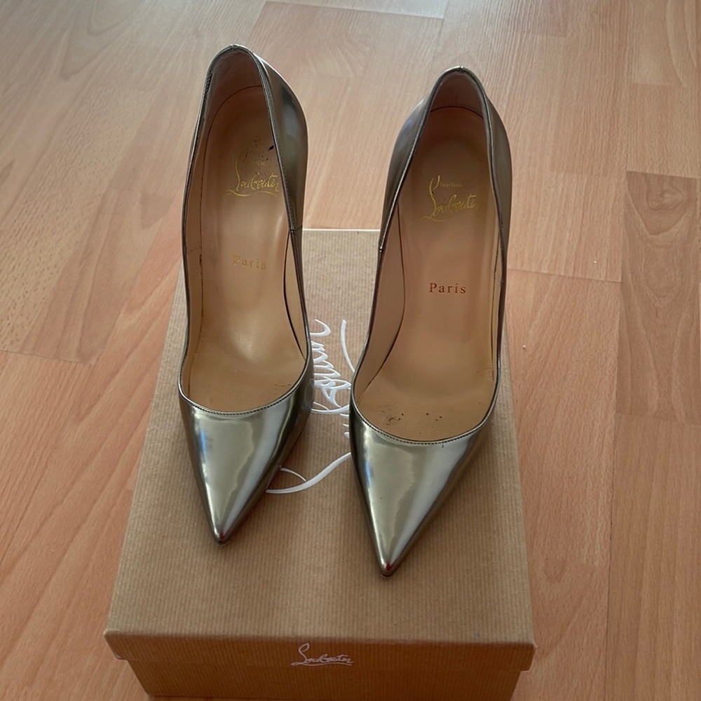 Christian Louboutin shoes 37.5